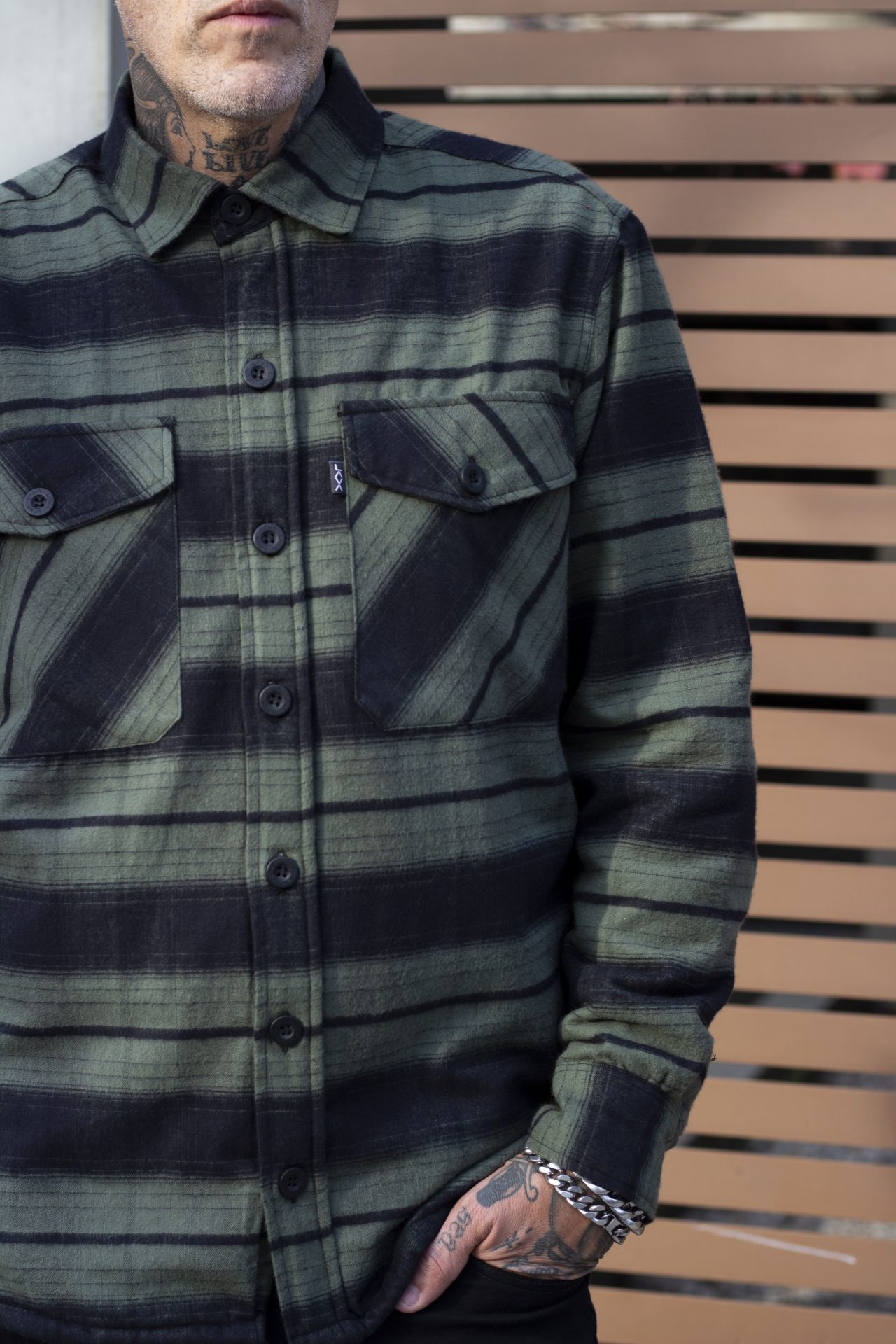 Camisaco con micropolar alpes negro y verde - Imagen 6