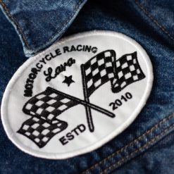 Alternative view of Parche tejido racing