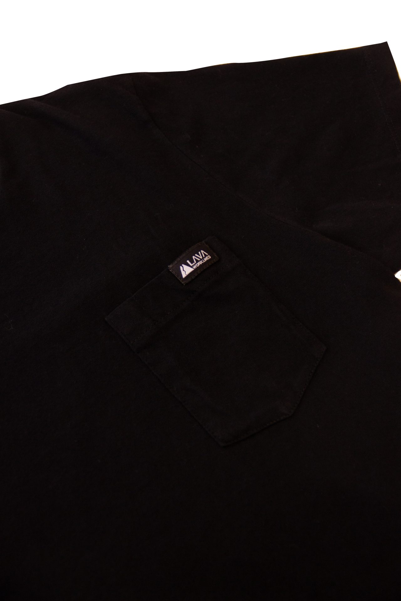 Remera basica con bolsillo work manga corta negra - Imagen 6