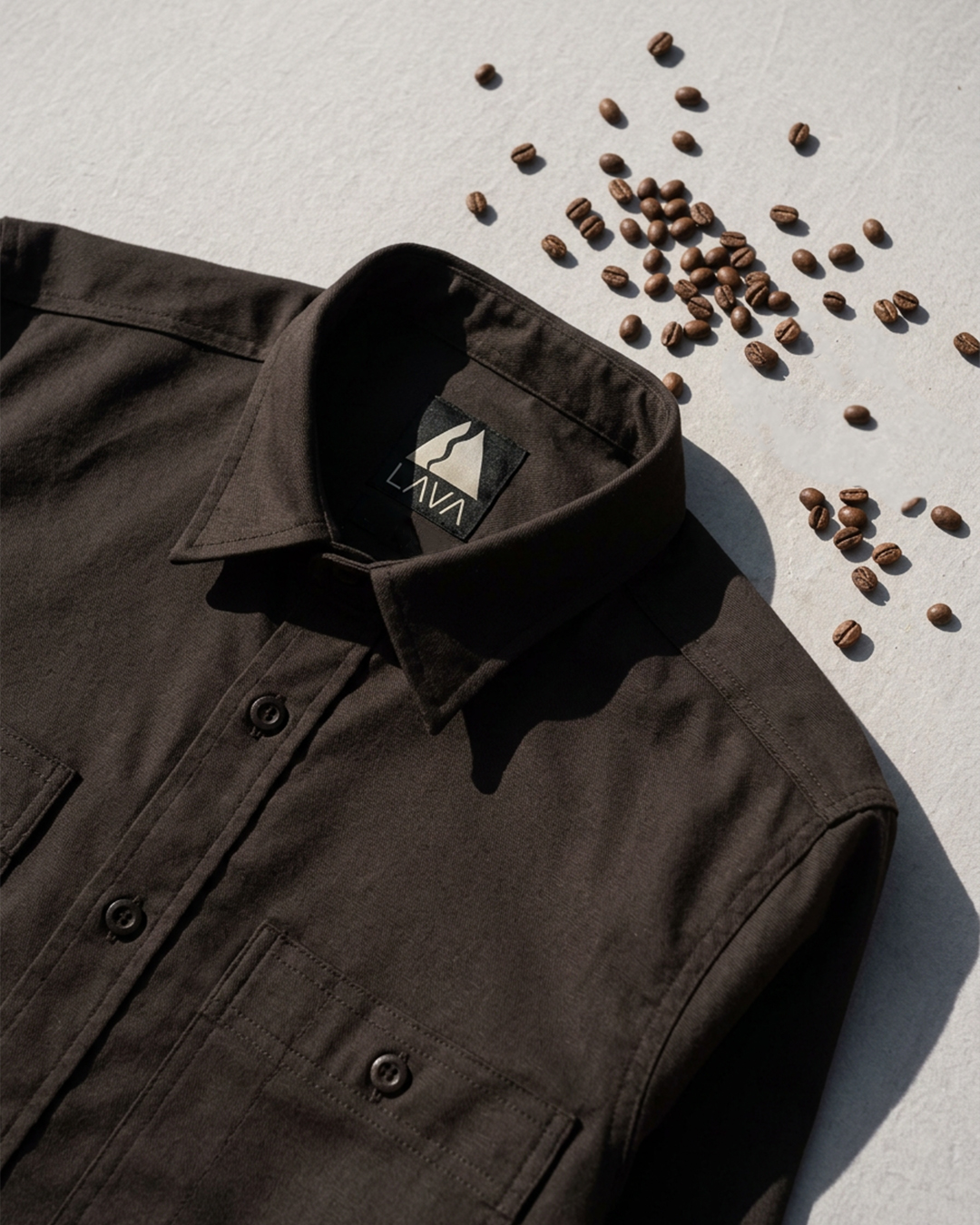 Camisa sarga manga larga marron - Imagen 7